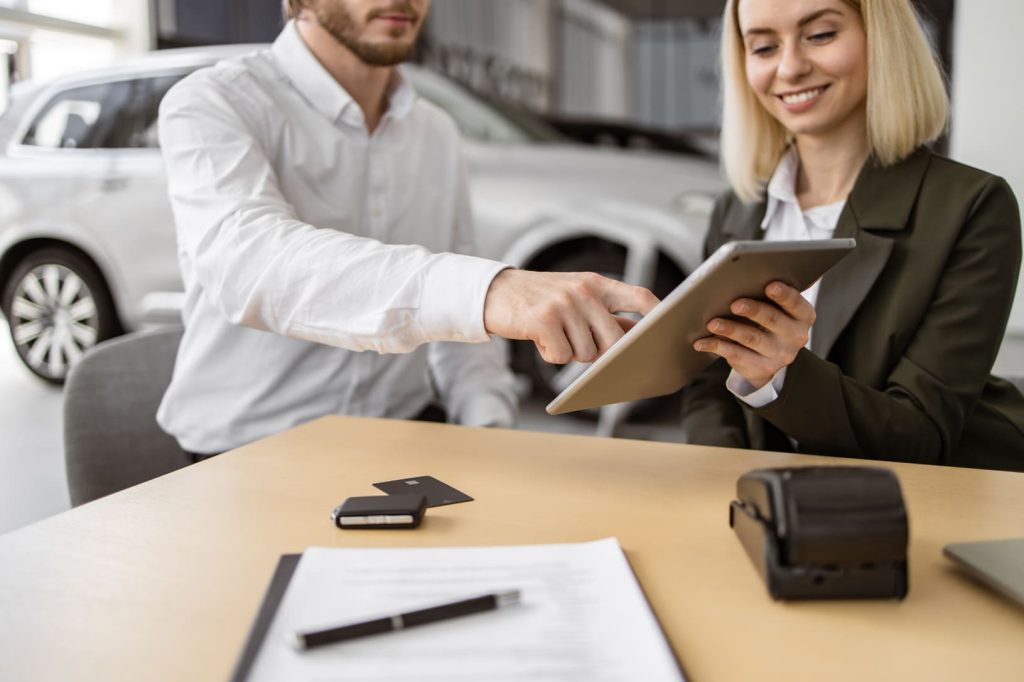 Compradores profesionales de coches con cargas España