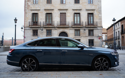 Cómo funciona la compra de coches con cargas en Madrid