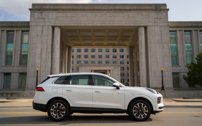 Qué papel tiene la DGT en la compra de coches con cargas